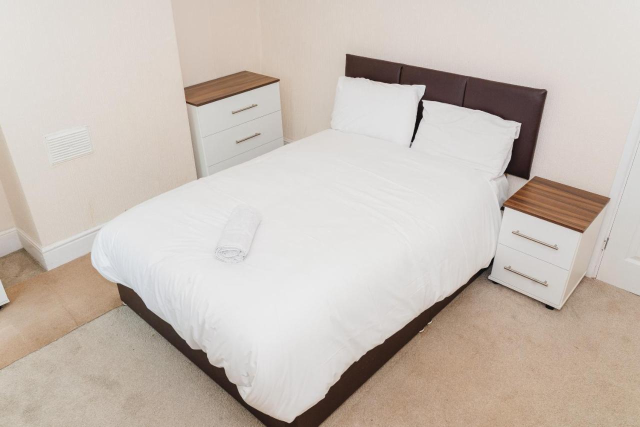 City Rooms In Stoke City Buitenkant foto